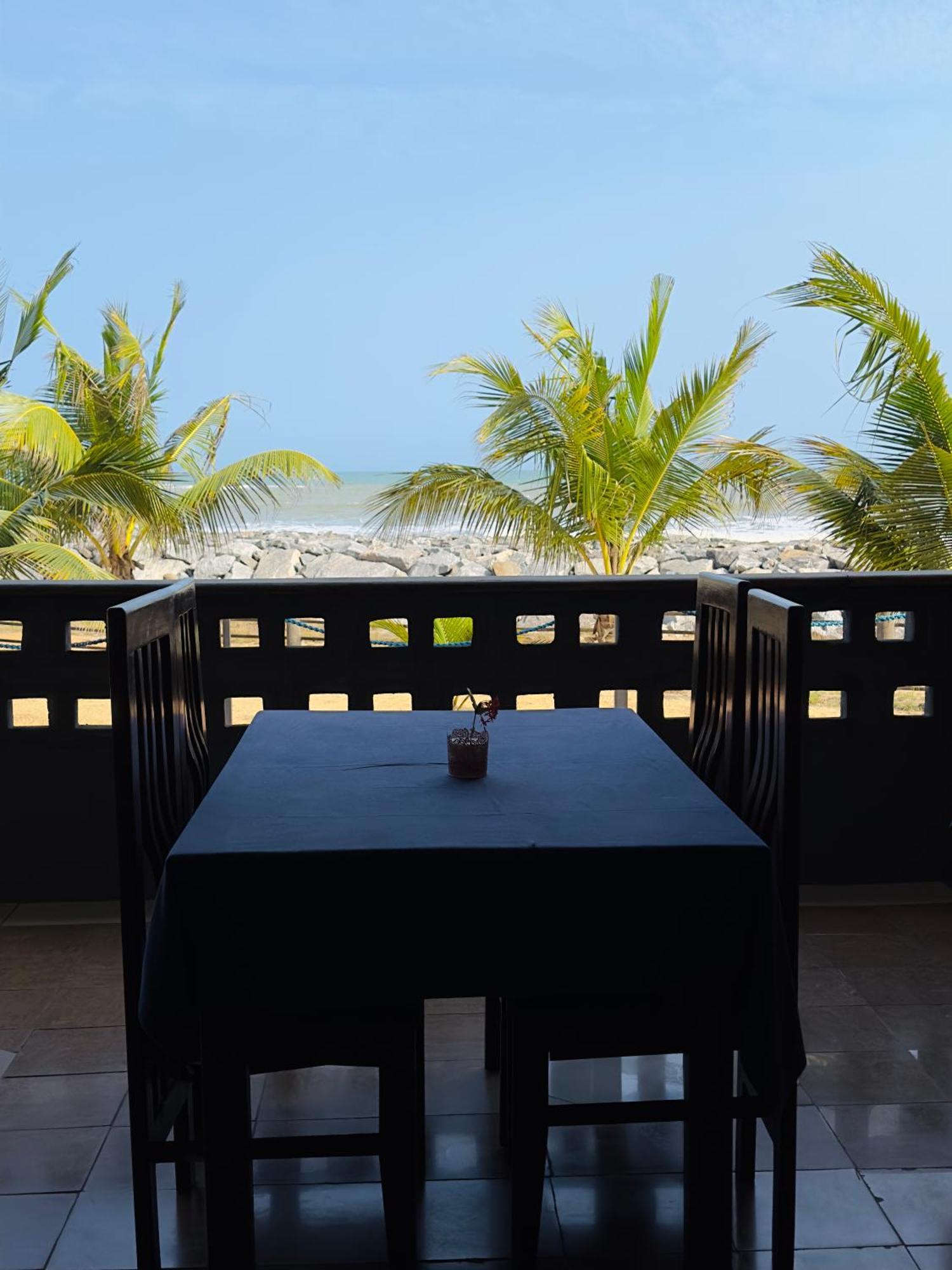Elmina Bay Resort Bagian luar foto