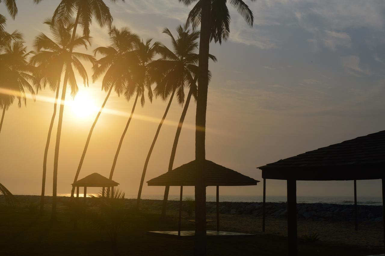 Elmina Bay Resort Bagian luar foto