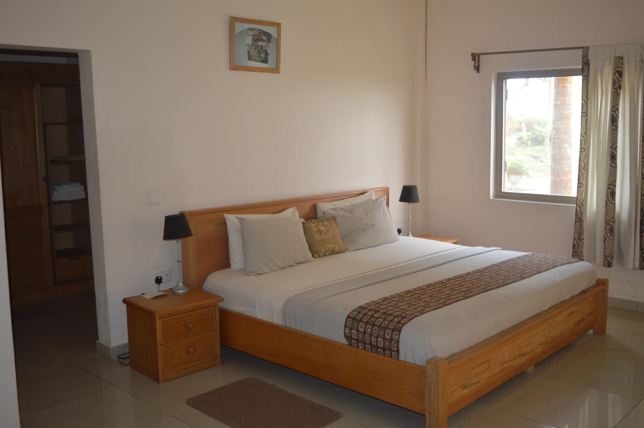 Elmina Bay Resort Bagian luar foto