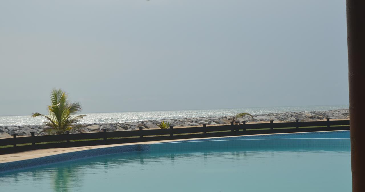 Elmina Bay Resort Bagian luar foto