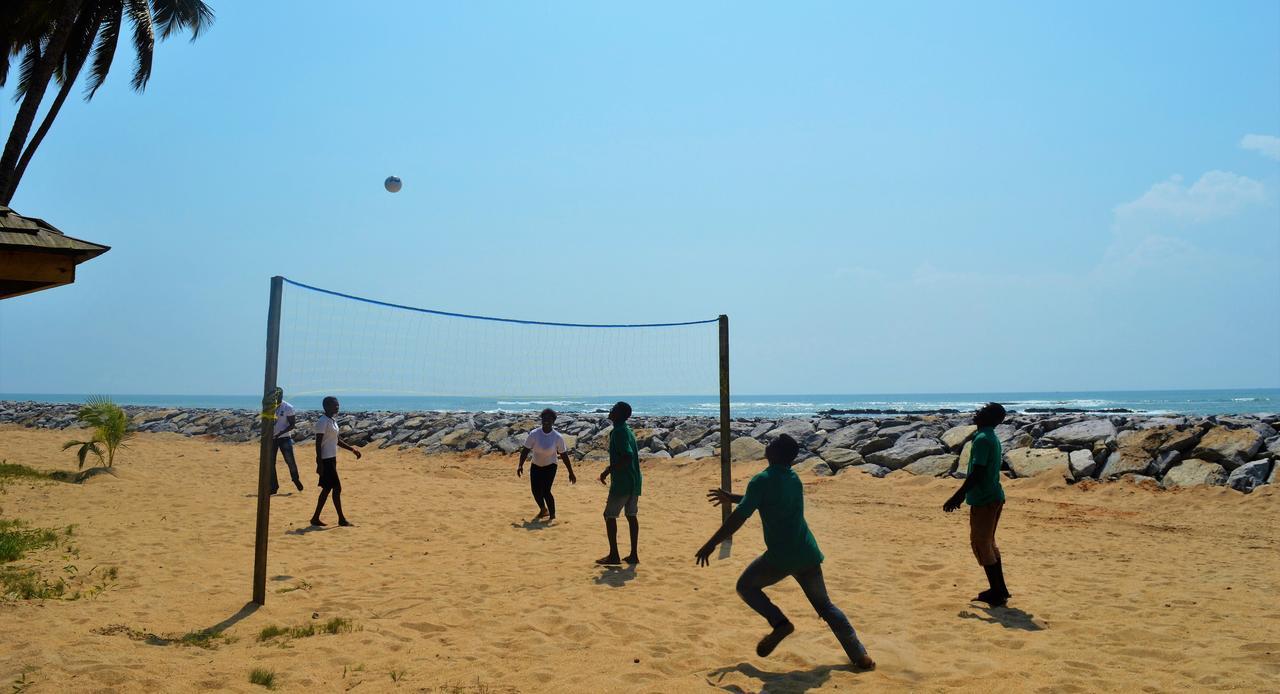 Elmina Bay Resort Bagian luar foto