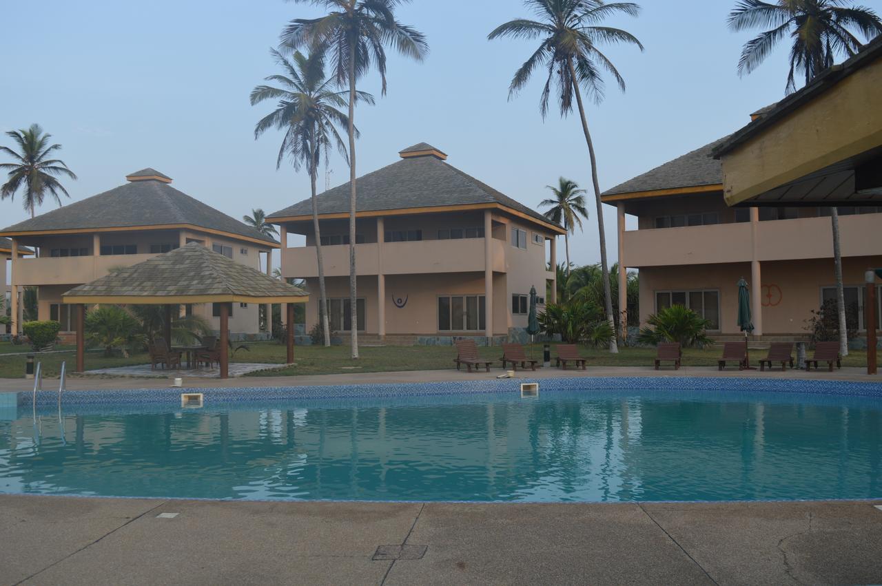 Elmina Bay Resort Bagian luar foto